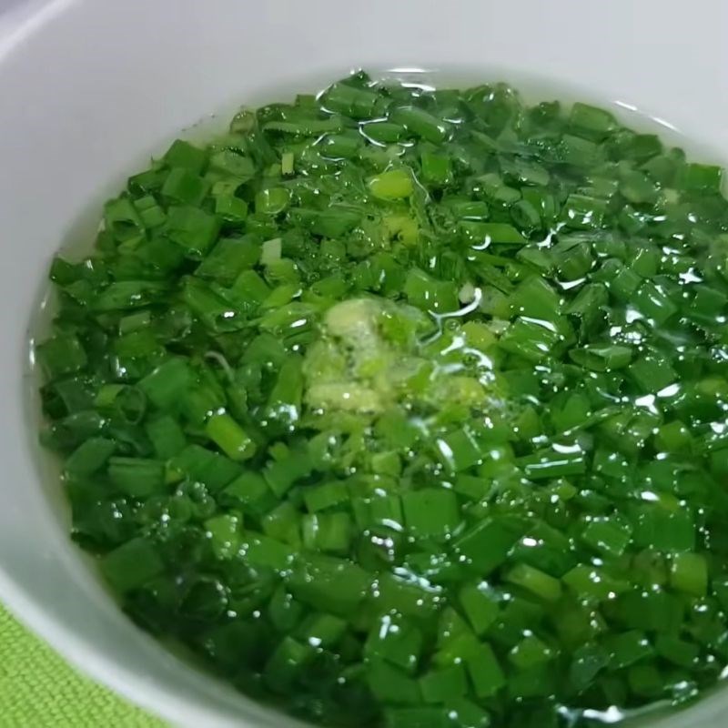 Bước 4 Làm hành phi và mỡ hành béo ngậy Cá lóc hấp cuốn bánh tráng