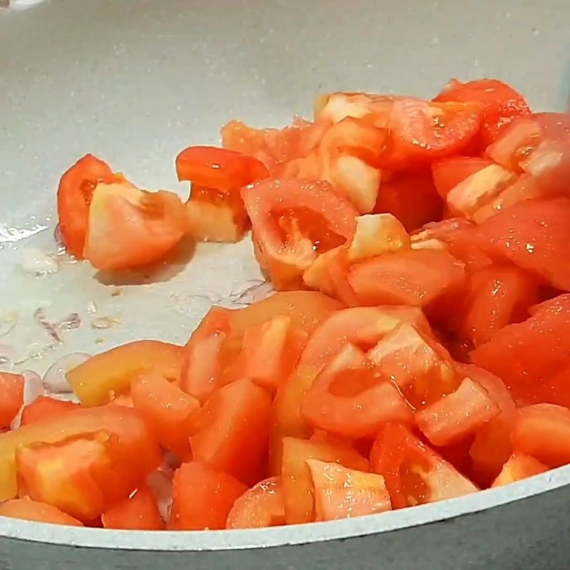 Bước 4 Làm nước sốt cà chua đậm đà Trứng sốt cà chua