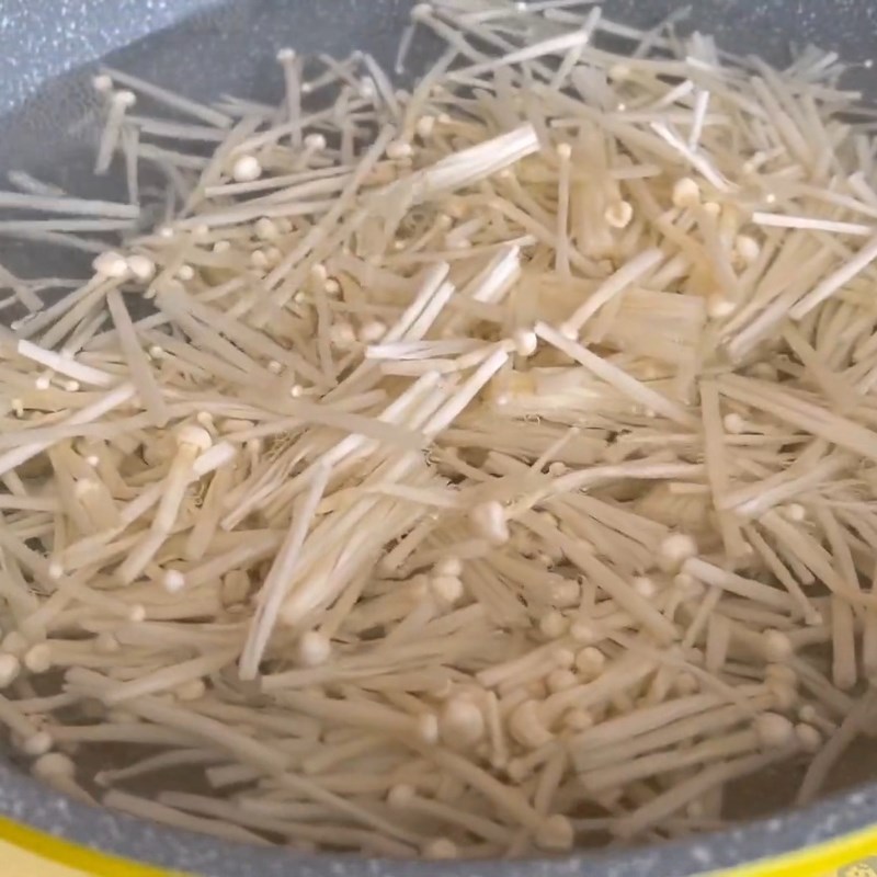 Bước 2 Nấu canh rong biển đậu hũ chay Canh rong biển chay