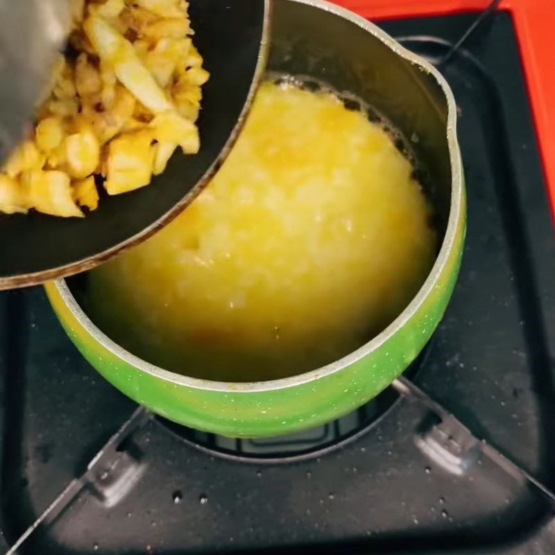 Bước 3 Nấu cháo cá dìa bí đỏ cho bé Cháo cá dìa cho bé