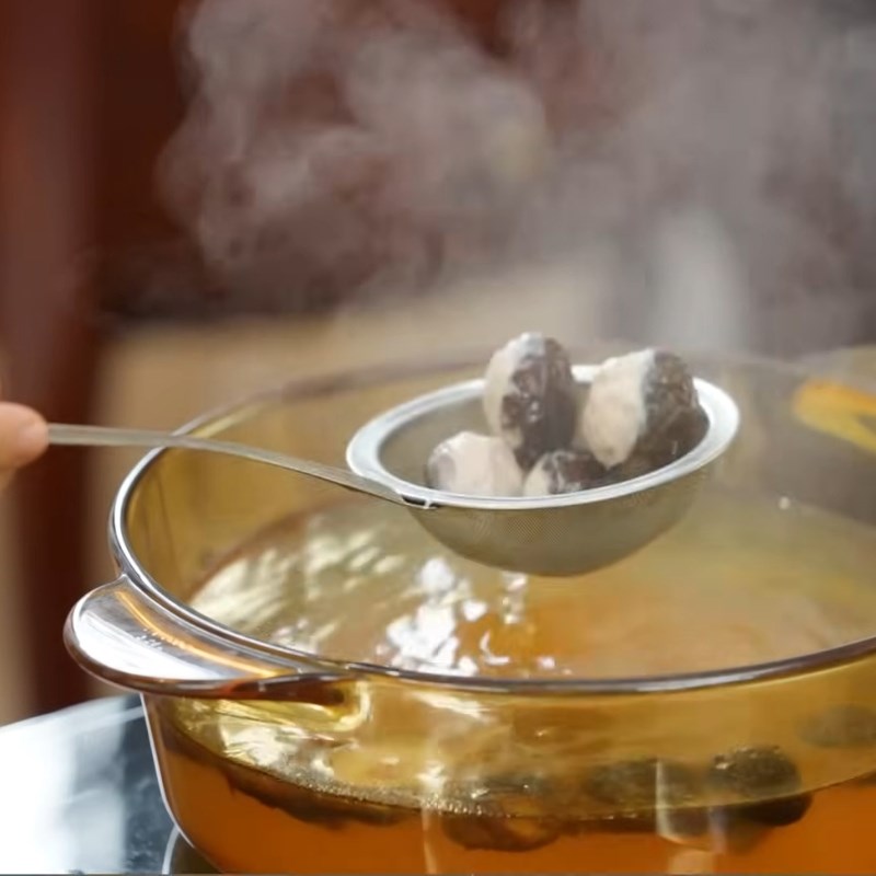 Bước 4 Nấu nước canh mọc nấm hương Canh mọc nấm hương