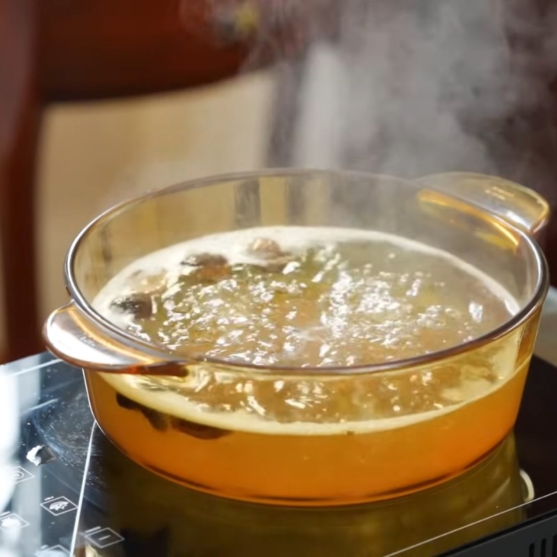 Bước 4 Nấu nước canh mọc nấm hương Canh mọc nấm hương