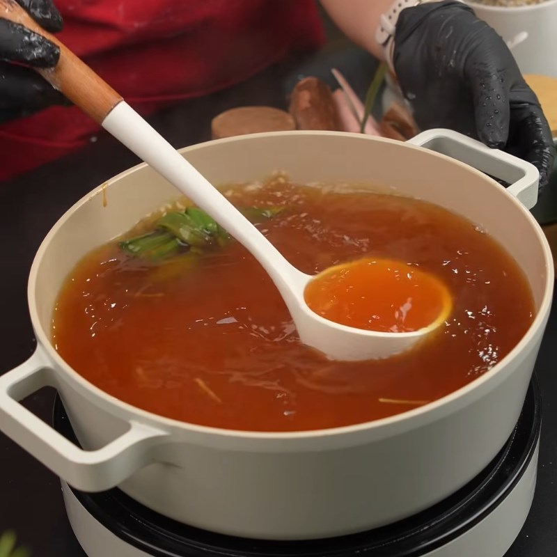 Bước 3 Nấu nước chè sắn nóng Chè sắn nóng