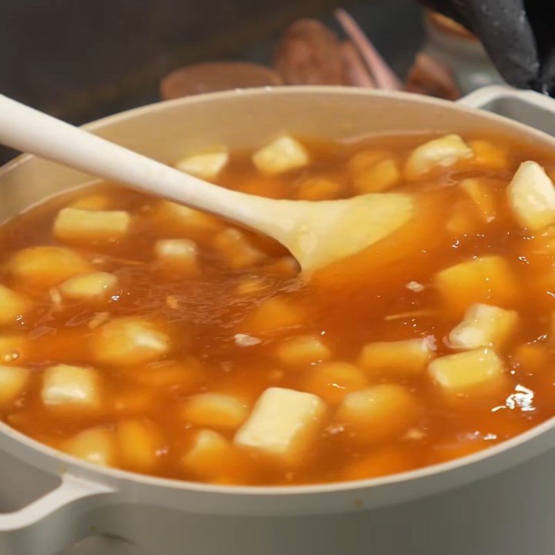 Bước 3 Nấu nước chè sắn nóng Chè sắn nóng