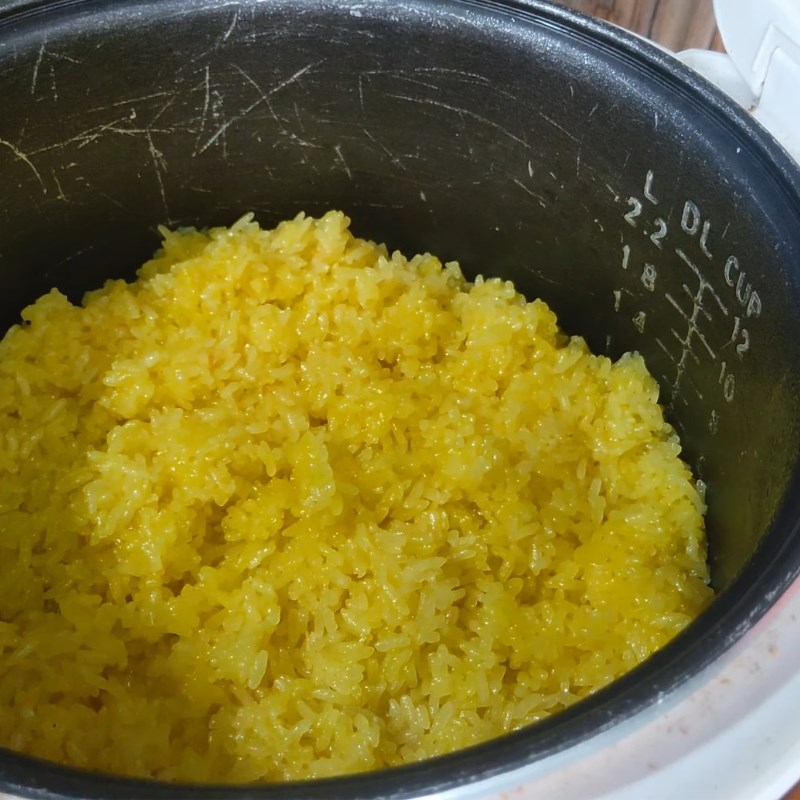 Bước 3 Nấu xôi chiên phồng bằng nồi cơm điện Gà không lối thoát