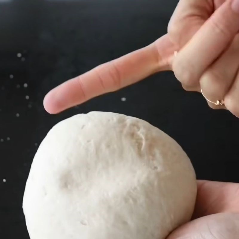 Bước 2 Nhồi bột bánh bao mềm mịn Bột bánh bao