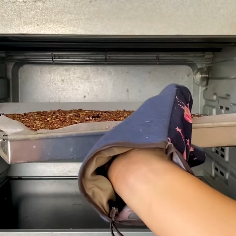 Bước 4 Nướng bánh gạo lứt chà bông Thanh gạo lứt chà bông