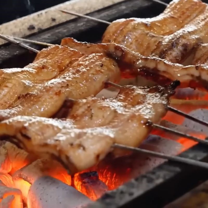 Bước 3 Nướng lươn Lươn nhật nướng