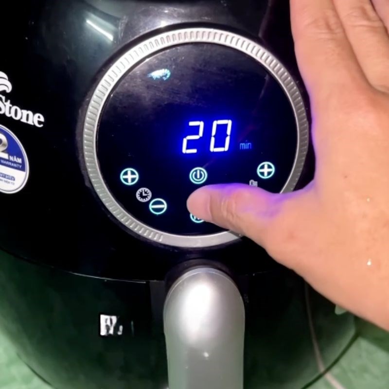 Bước 2 Nướng ốc hương bằng nồi chiên không dầu Ốc hương nướng bằng nồi chiên không