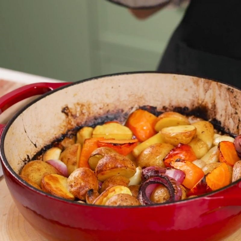 Bước 5 Nướng rau củ ăn kèm Đùi cừu nướng