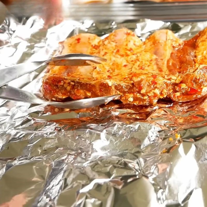 Bước 4 Nướng sườn bò mềm mọng Ướp sườn bò nướng