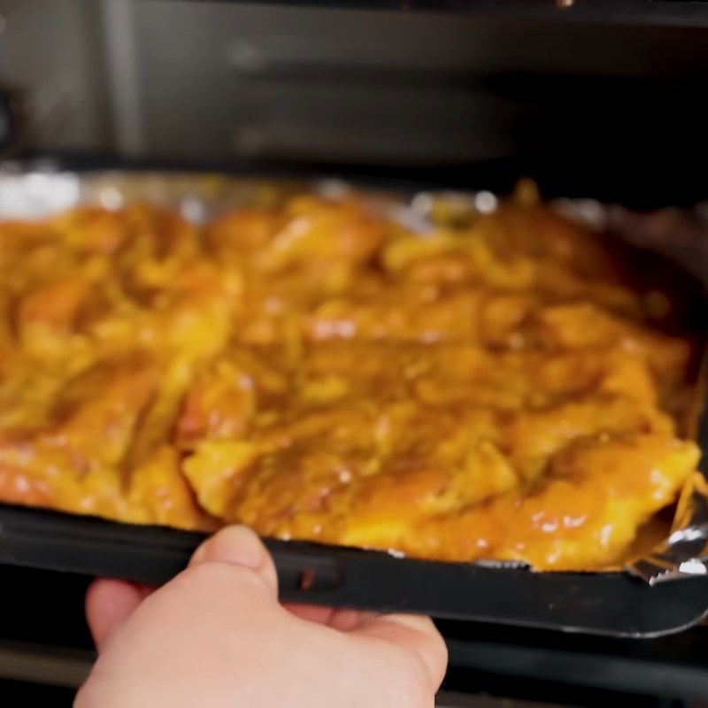 Bước 3 Nướng thịt bằng nồi chiên không dầu Thịt nướng ướp sữa đặc