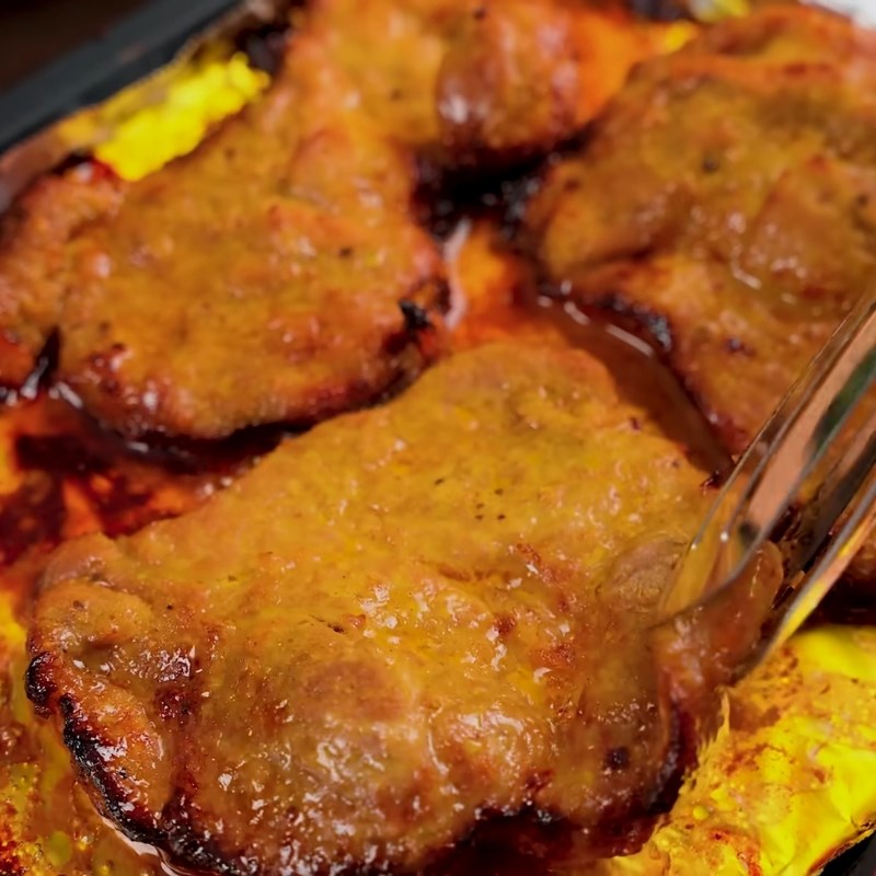 Bước 3 Nướng thịt bằng nồi chiên không dầu Thịt nướng ướp sữa đặc