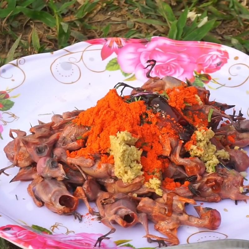 Bước 2 Cách ướp chim sẻ quay ngon Chim sẻ quay