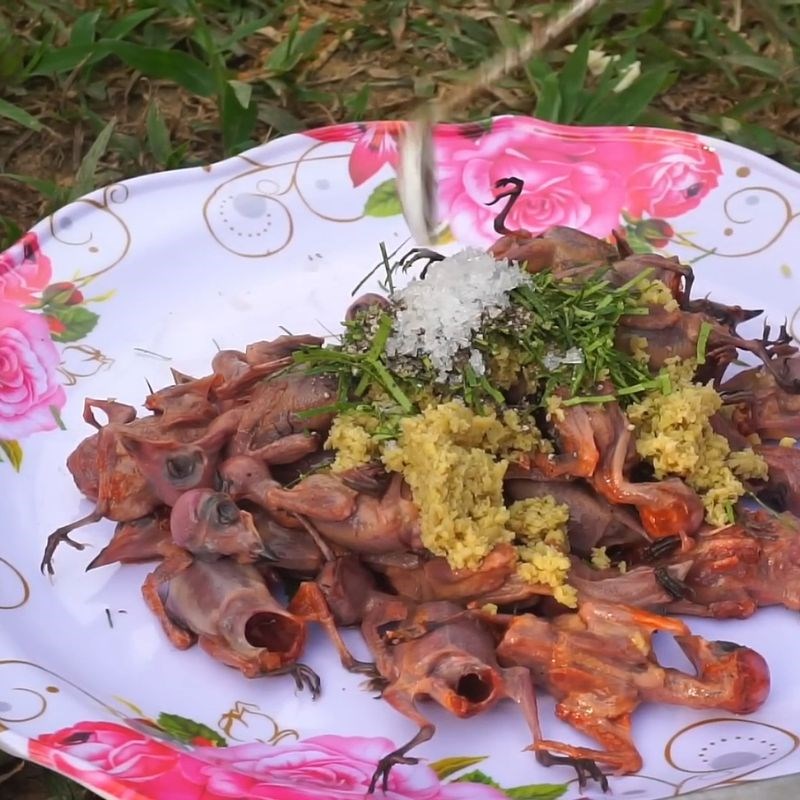 Bước 2 Cách ướp chim sẻ quay ngon Chim sẻ quay