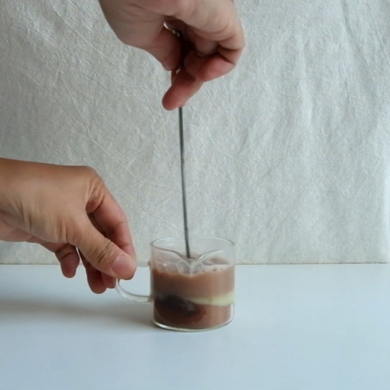 Bước 1 Pha hỗn hợp Milo đậm đà Milo đá