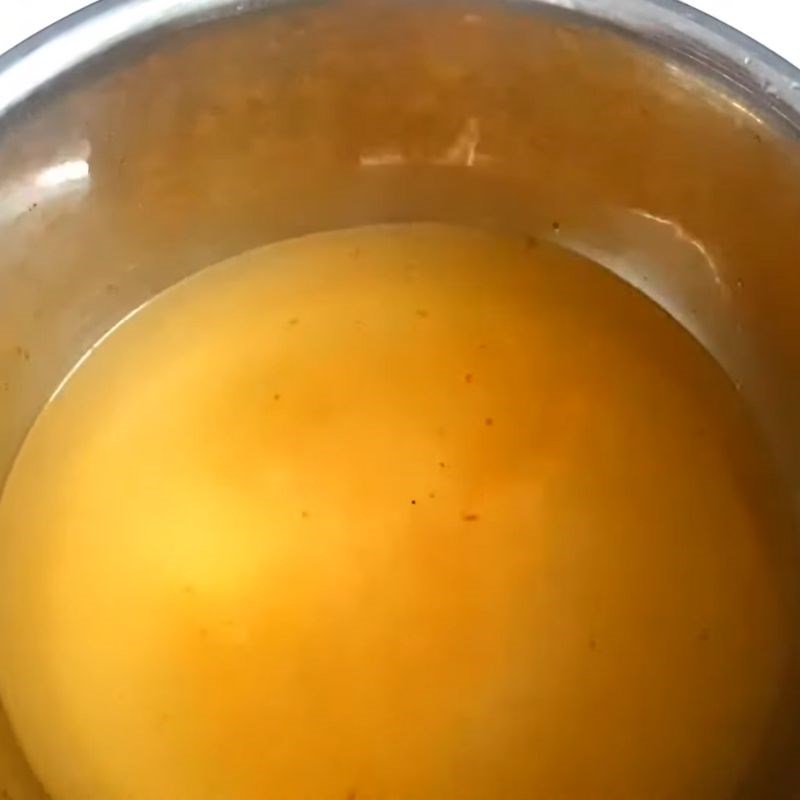 Bước 2 Pha nước ướp cá khô Khô cá đù một nắng