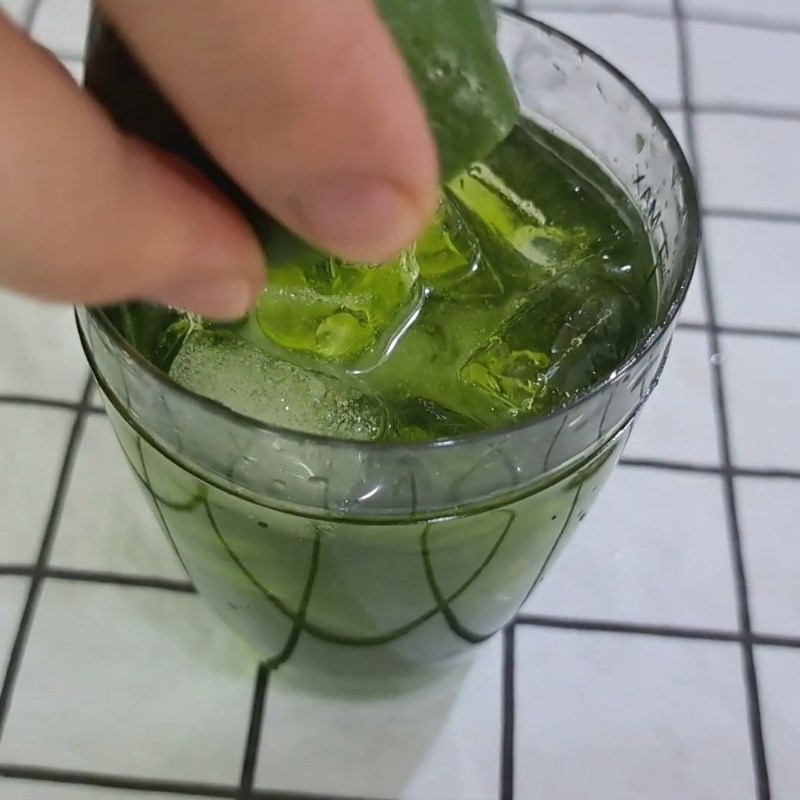 Bước 3 Pha trà chanh thái xanh 500ml Trà chanh thái xanh