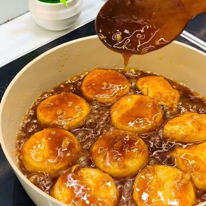 Bước 3 Rim đậu hũ non sốt xì dầu Đậu hũ non chiên sốt xì dầu