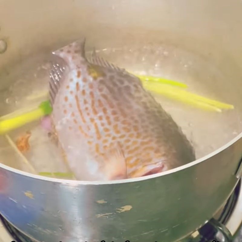 Bước 1 Sơ chế cá dìa tươi ngon Cháo cá dìa cho bé