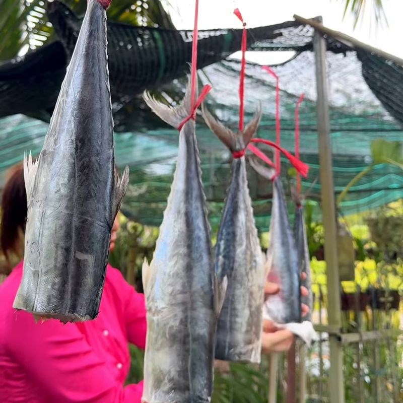 Bước 1 Sơ chế cá thu Cá thu muối dùi