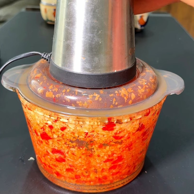 Bước 1 Sơ chế chanh, tỏi, ớt Nước tương tỏi ớt