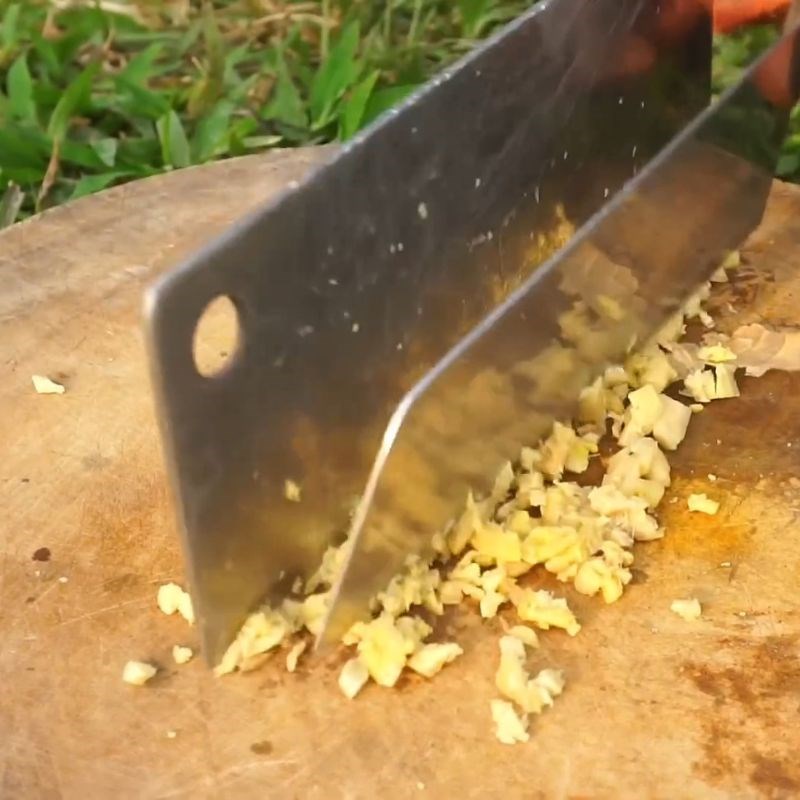 Bước 1 Sơ chế chim sẻ và chuẩn bị nguyên liệu phụ Chim sẻ quay