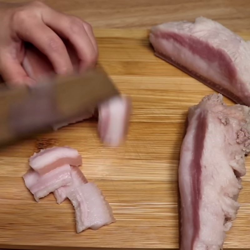 Bước 1 Sơ chế gan heo và thịt nọng (hoặc ba chỉ) Bánh mì pate