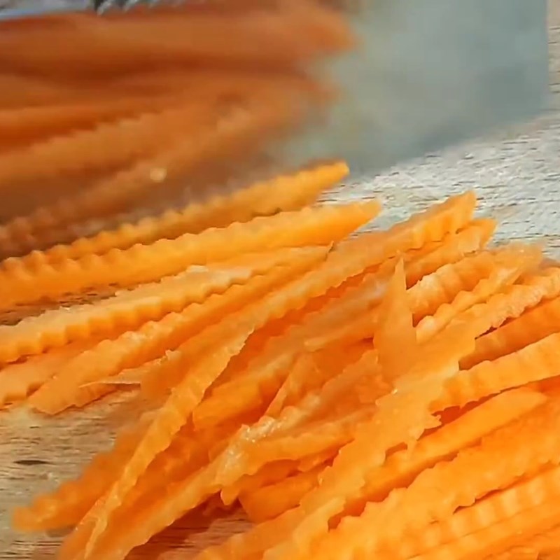 Bước 1 Sơ chế giò lụa và rau củ Nộm giò lụa dưa chuột