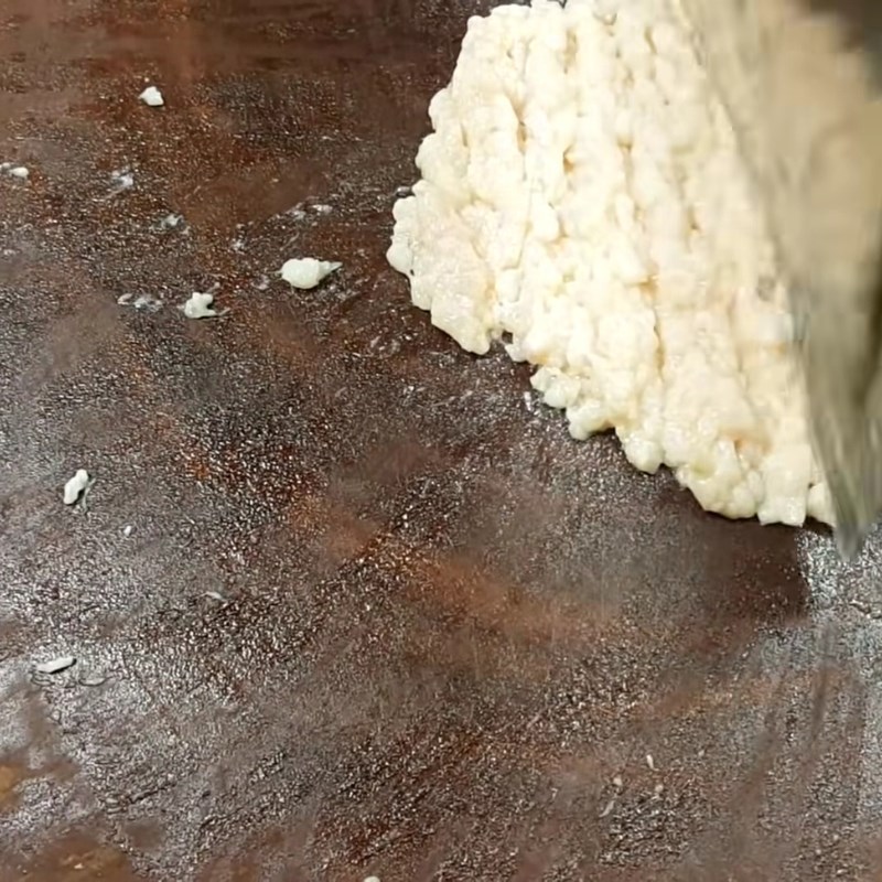 Bước 1 Sơ chế nấm mèo và các nguyên liệu thơm Chả trứng cơm tấm