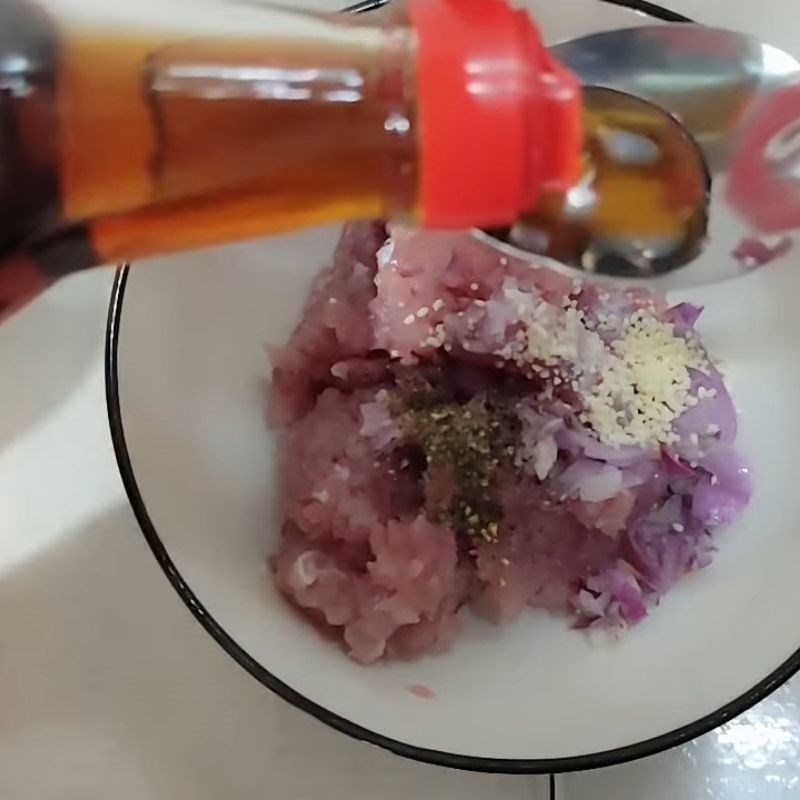 Bước 1 Sơ chế nguyên liệu Canh lá lốt nấu thịt heo