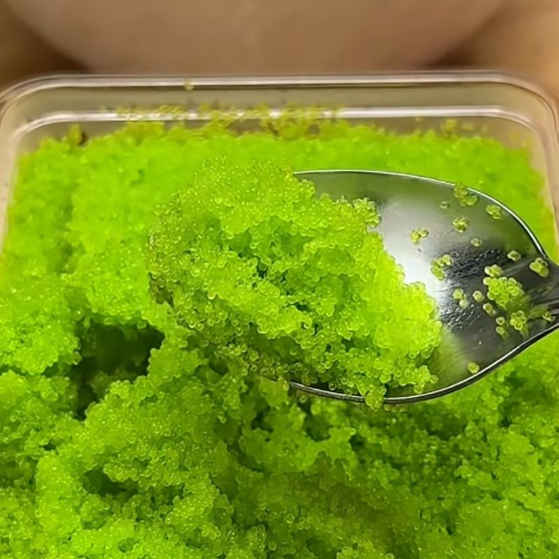 Bước 1 Sơ chế nguyên liệu làm Sashimi cá trích ép trứng Sashimi cá trích ép trứng