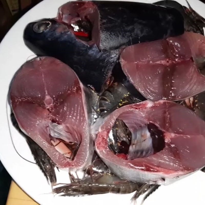 Bước 1 Sơ chế nguyên liệu lẩu Thái Lẩu Thái bằng gói gia vị