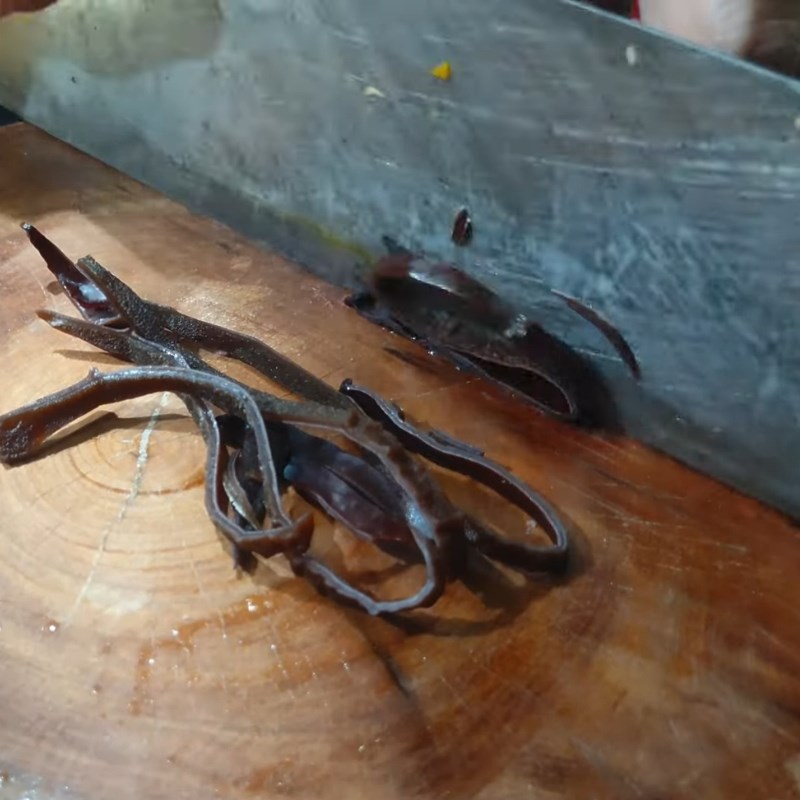 Bước 1 Sơ chế nguyên liệu nấu chè kiểm Chè kiểm