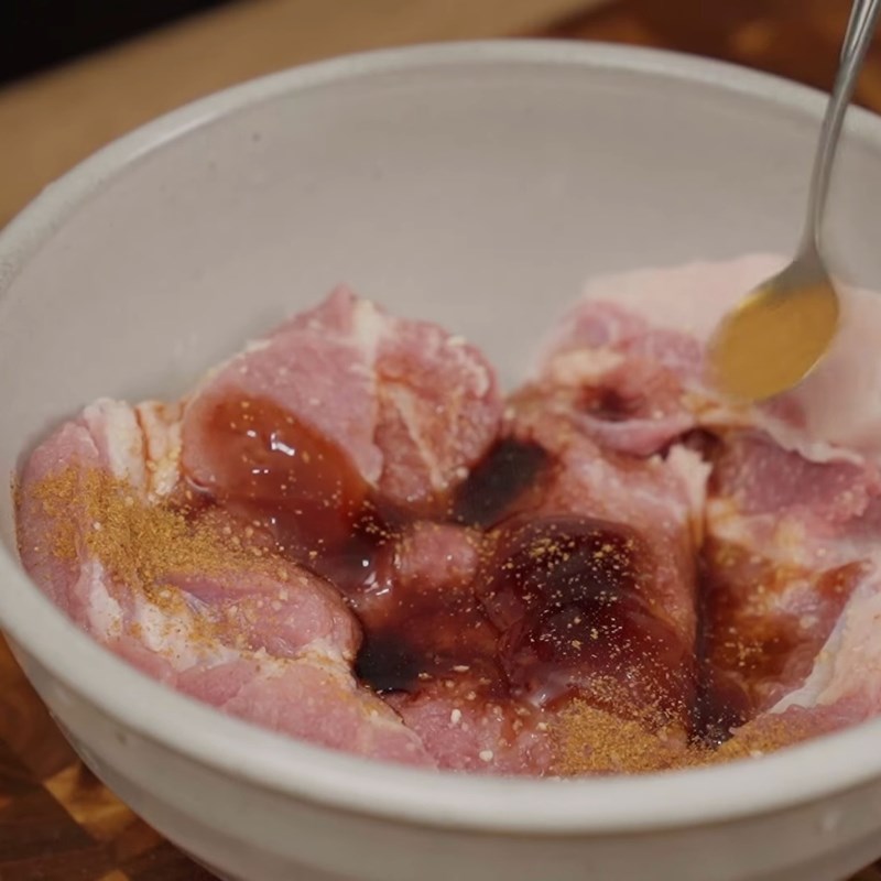 Bước 1 Sơ chế thịt nạc vai mềm ngon Thịt nướng ngũ vị hương