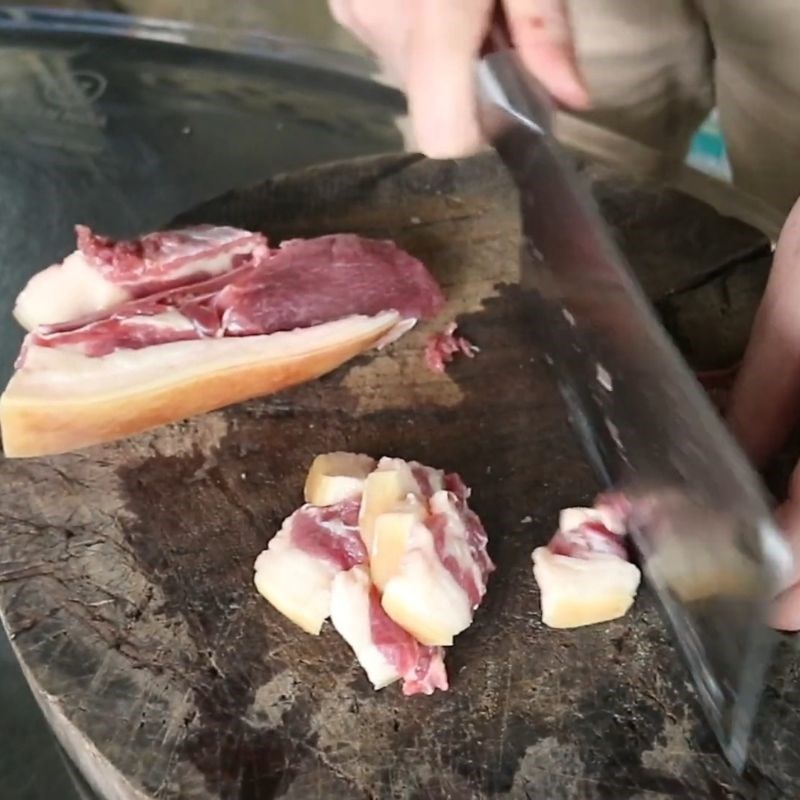 Bước 1 Sơ chế và thái thịt ngựa chuẩn vị Thịt ngựa xào