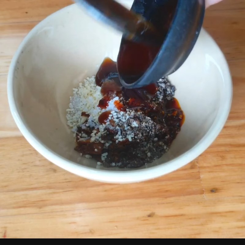 Bước 1 Sơ chế và ướp gà không lối thoát Gà không lối thoát