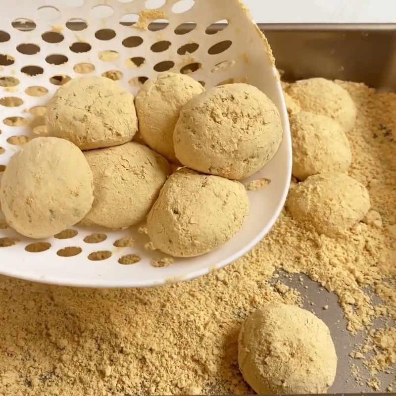 Bước 4 Tạo hình bánh mochi và hoàn thành Mochi chấm kem sữa