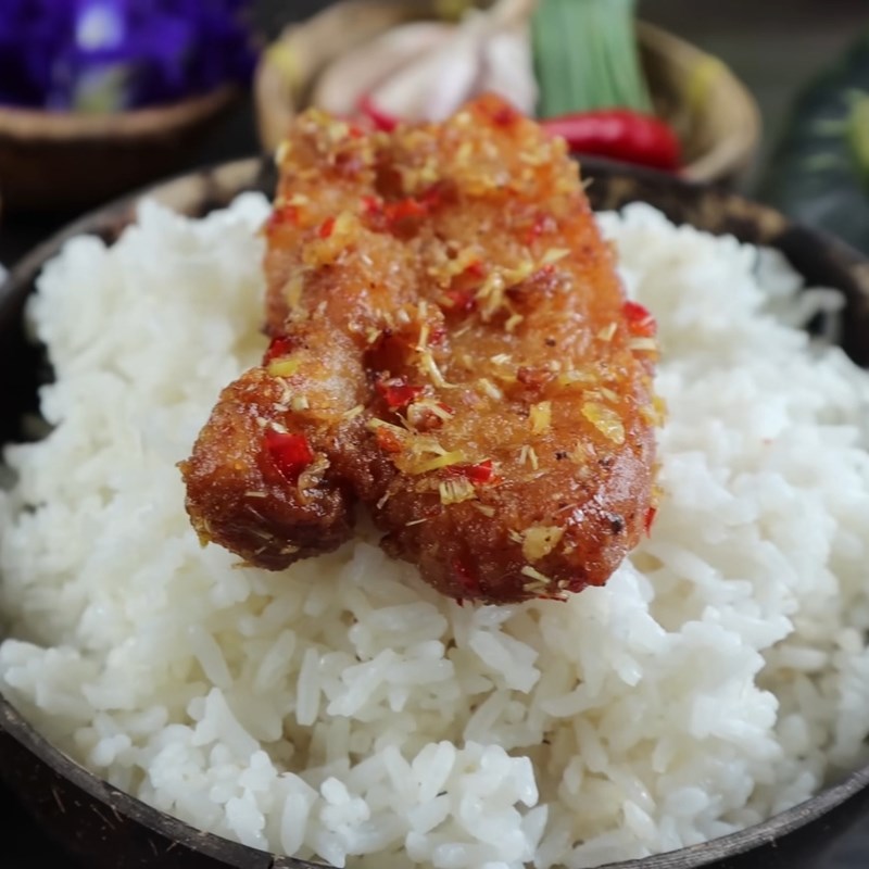 Bước 5 Thành phẩm Thịt ba chỉ chiên sả ớt