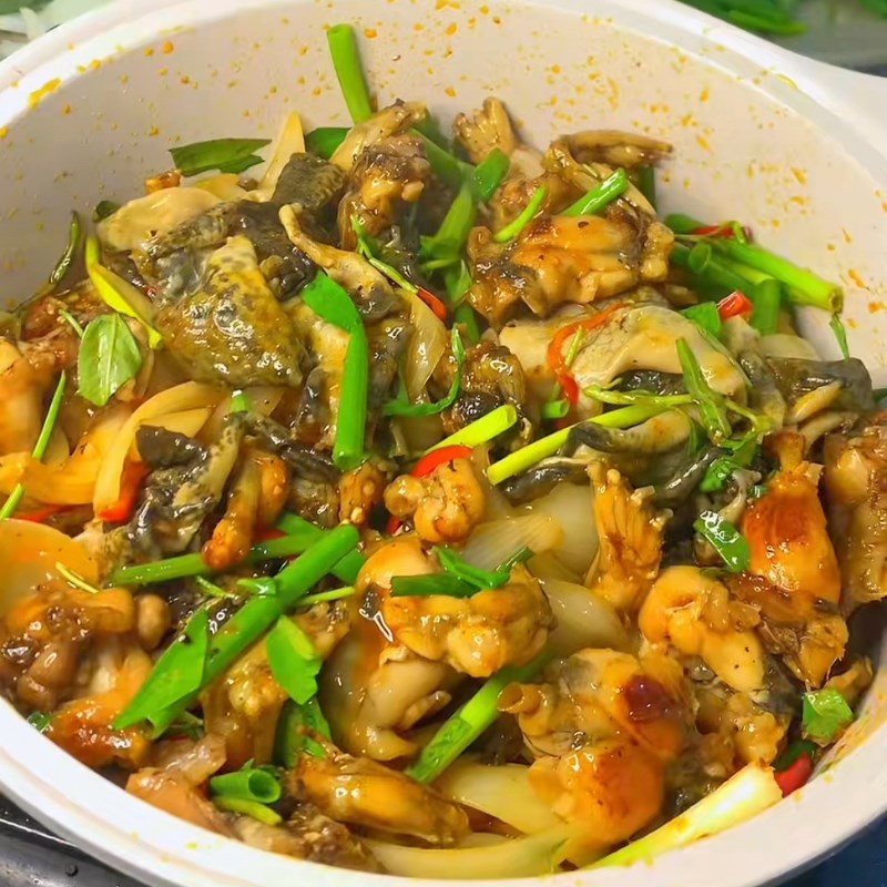 Bước 5 Thành phẩm Ếch xào sa tế