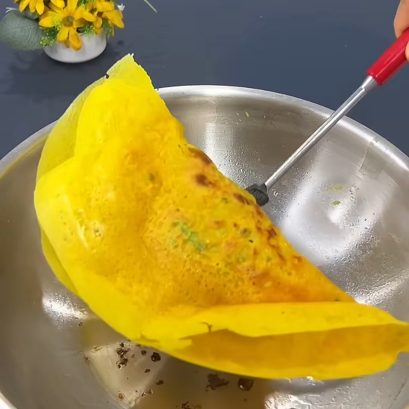 Bước 3 Thành phẩm Pha bột bánh xèo với bia