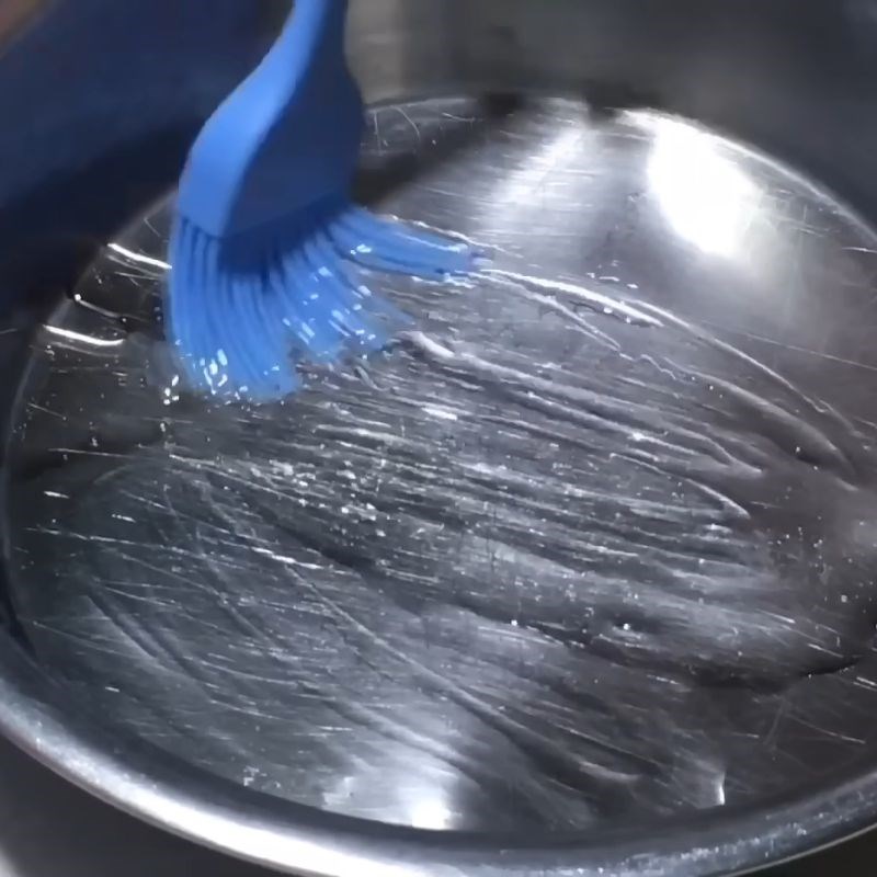 Bước 5 Thêm dầu ăn và chuẩn bị hấp bánh Bánh bò bằng bột gạo