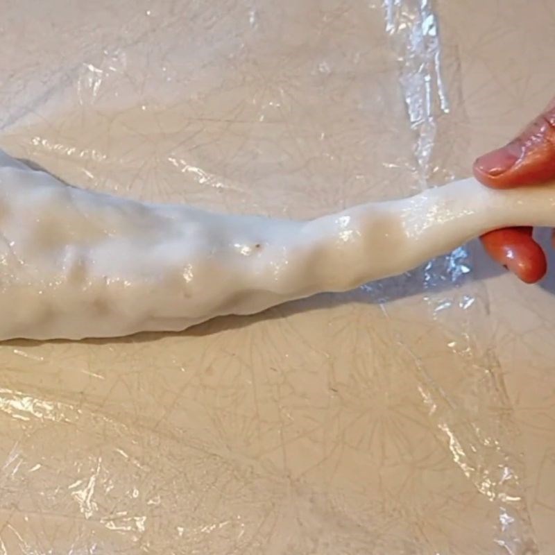 Bước 5 Thêm đậu phộng và tạo hình kẹo kéo Kẹo kéo đậu phộng