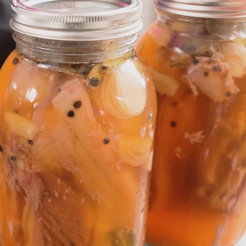 Bước 5 Thưởng thức và bảo quản thịt ngâm mắm Ba rọi ngâm nước mắm