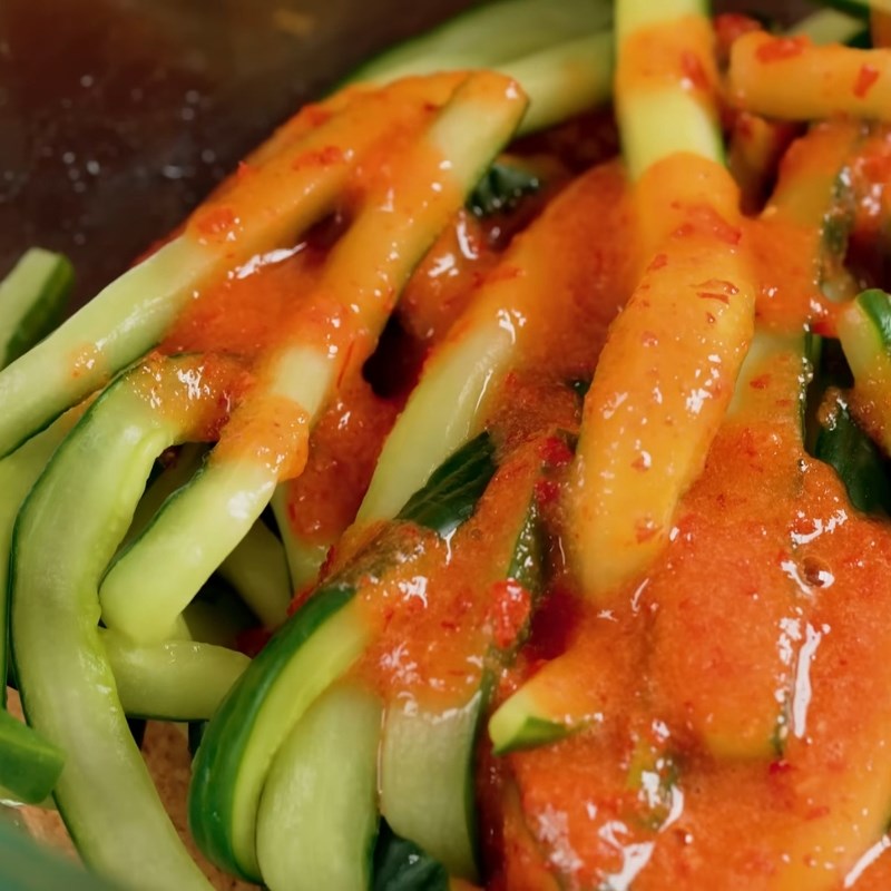 Bước 3 Trộn dưa leo muối chua ngọt ăn liền Dưa leo muối chua ngọt