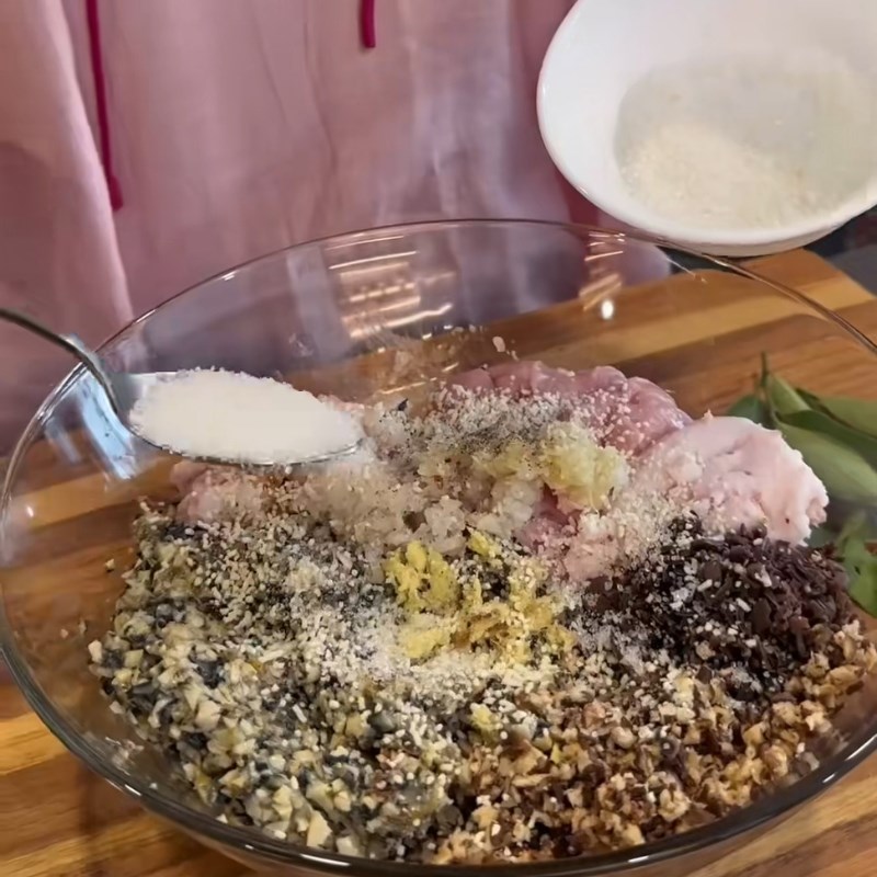 Bước 2 Trộn nhân ốc nhồi hấp lá gừng Ốc hấp lá gừng