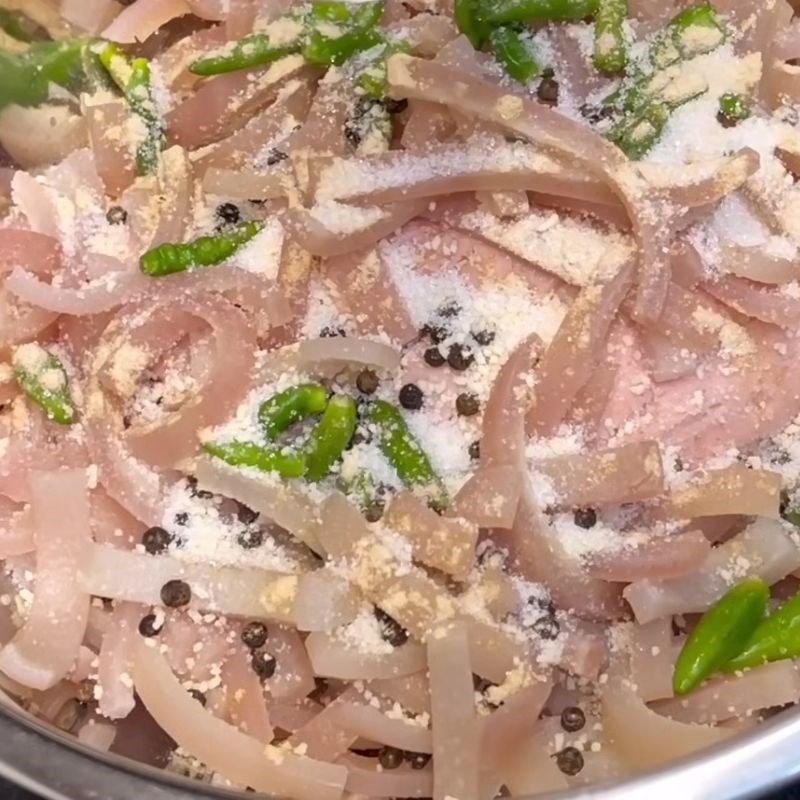 Bước 5 Trộn và nhồi chả bì ớt xiêm xanh Chả lụa bì ớt xiêm xanh