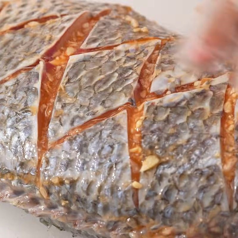 Bước 3 Ướp cá nướng giấy bạc đậm đà Ướp cá nướng ngon