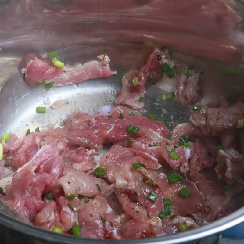 Bước 3 Xào thịt và nấu canh rau cải gừng Canh cải nấu gừng