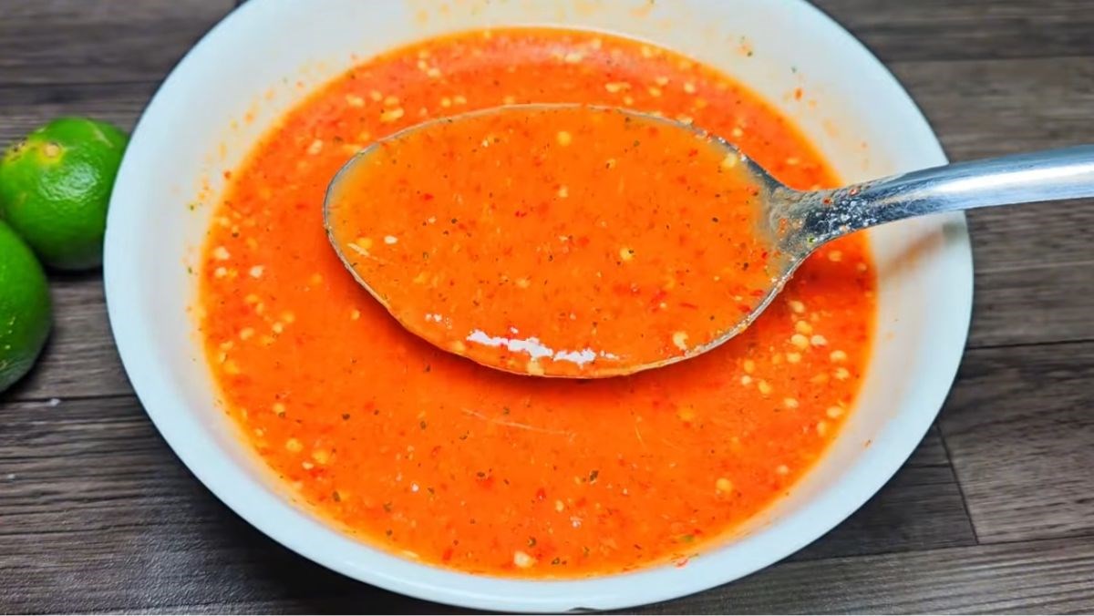 Muối ớt đỏ chấm gà